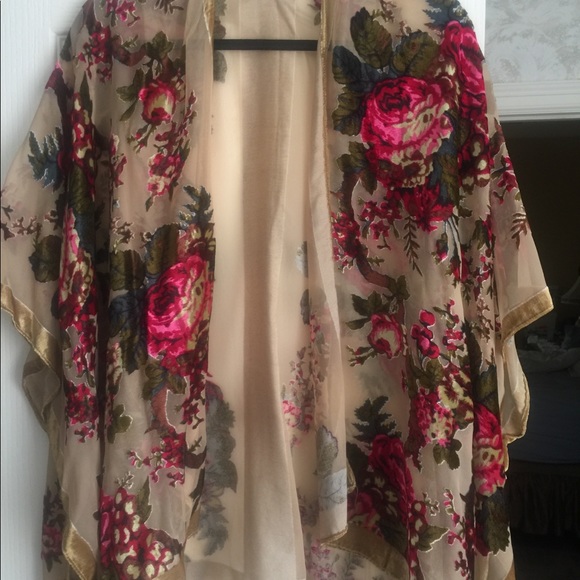 Top - Picture 6 of 8